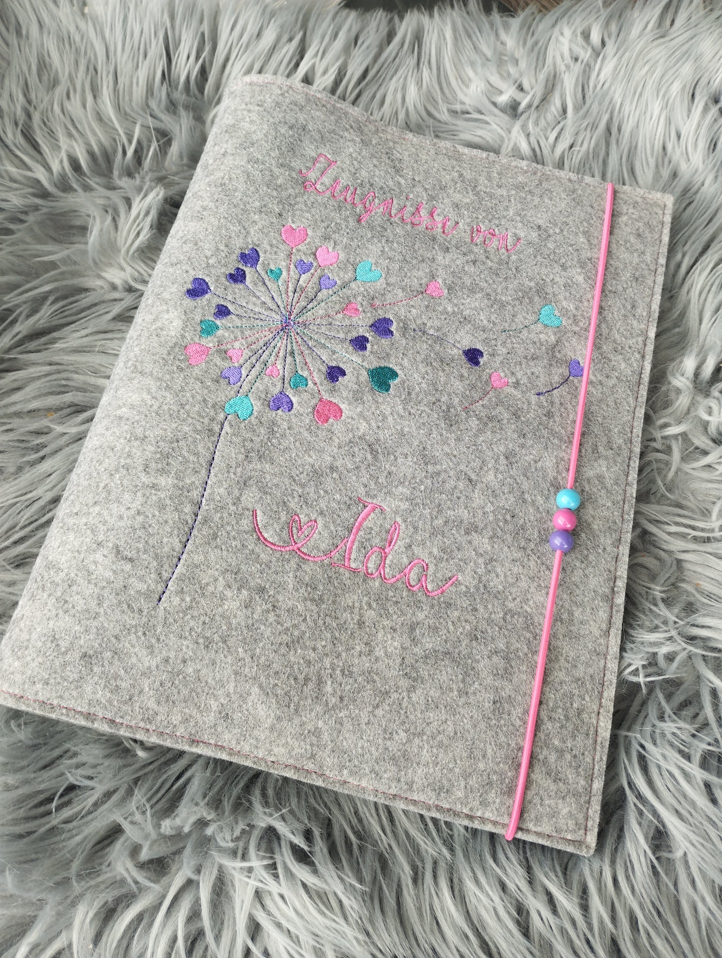 Zeugnismappe Zeugnisse Wunschnamen Geschenk Erinnerung Einschulung Filz personalisiert Pusteblume